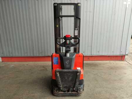 Pallestabler 2011  BT SWE 140 L (4)