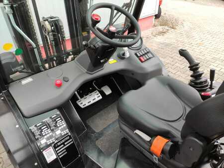 Carrelli fuoristrada 4x4 2024  Manitou MC25-4 DK ST5 S1 (NEU) (5)