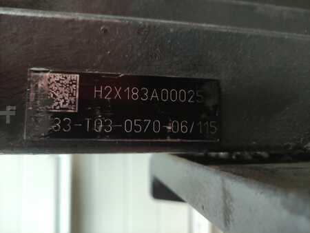 Reachtrucks 2010  Linde R14G-12-115 *LACK NEU* (6)
