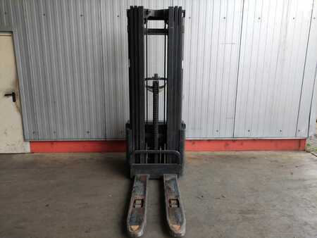 Stacker pedestre 2006  Crown WE 2300-1.6 TT (3)
