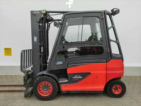Elektro 4 Rad 2017  Linde E40H-01/600-388 (1)