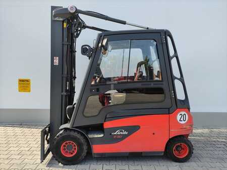 Elektro 4 Rad 2019  Linde E30L/387 (1)