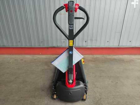 Nízkozdvižný vozík 2025  Linde MT15C (4)