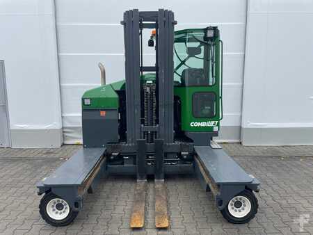 Kylkitrukki 2023  Combilift C4000 (3)