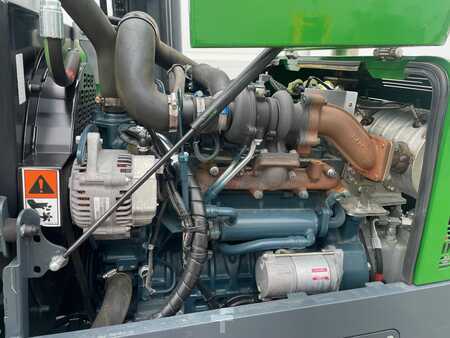 Kylkitrukki 2023  Combilift C4000 (8)