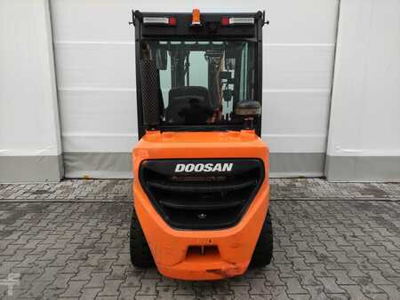 Dízel targoncák 2023  Doosan D35C-9 (4)