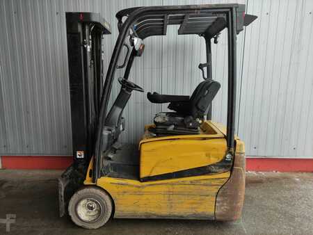 Elektrisk- 3 hjul 2020  Yale ERP20VT MwBF2080 (1)