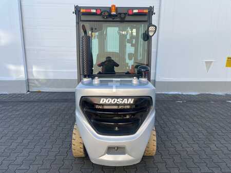 Dieselstapler 2021  Doosan D30S-9 (4)