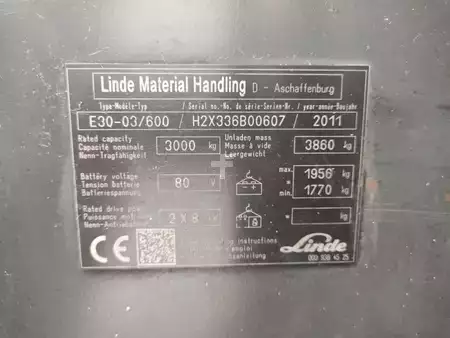 4-wiel elektrische heftrucks 2011  Linde E30-03/600-336 (6)