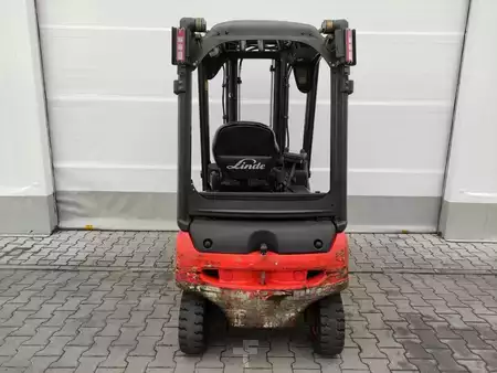 4-wiel elektrische heftrucks 2013  Linde E16P-01-386 (4)