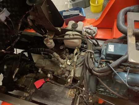 Geländestapler 2020  Ausa C350HX4 (7)