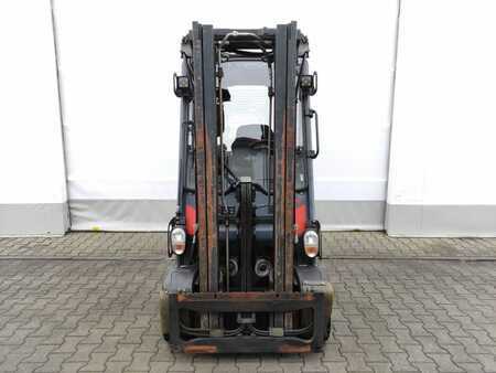 Dízel targoncák 2015  Linde H18D-01-391 EVO (3)