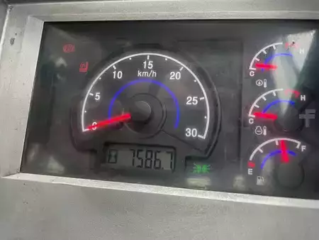 Diesel heftrucks 2020  Doosan D30 S-7 (7)