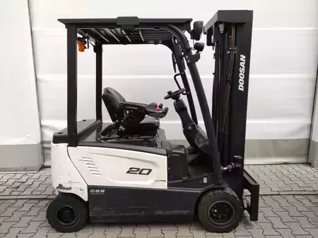 Chariots électriques à 4 roues 2022  Doosan B20X-7 Plus (2)