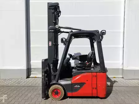 Elektro tříkolové VZV 2020  Linde E15-02 / 386 (1)