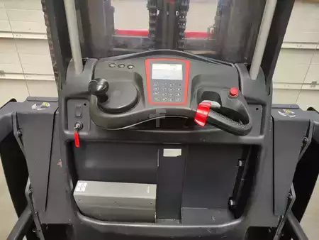 Vertikální vychystávací vozík 2018  Linde V10 (5)