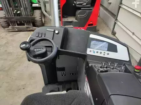 Carrelli retrattili 2017  Still FM-X20 (5)
