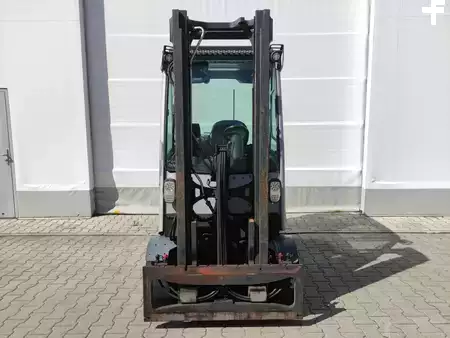 Elektromos 4 kerekű 2020  Still RX60-25/600L / NEU LACKIERT (3)