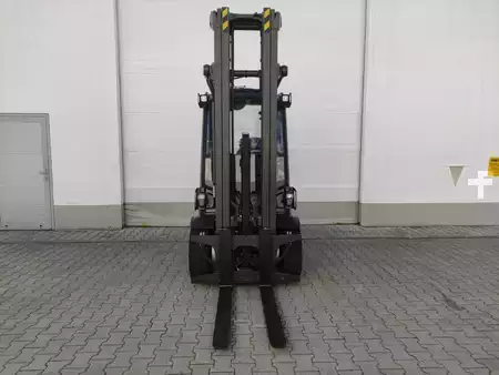 Elektromos 4 kerekű 2025  Linde H35D-01/1202 (3)