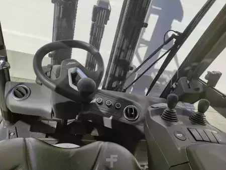 Elektromos 4 kerekű 2025  Linde H35D-01/1202 (5)