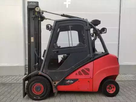 Elektromos 4 kerekű 2017  Linde H35D-02/393 (1)