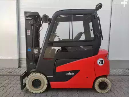 Elektromos 4 kerekű 2024  Linde EG25H-02/1276 (1)