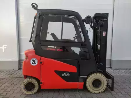 Elektromos 4 kerekű 2024  Linde EG25H-02/1276 (2)