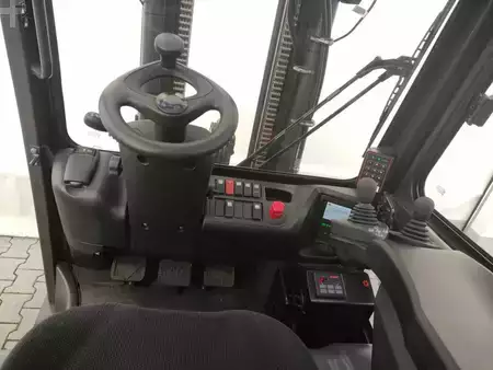 Elektromos 4 kerekű 2024  Linde EG25H-02/1276 (5)