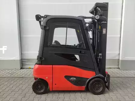 Elektromos 4 kerekű 2019  Linde E16P-02/386 EVO (2)