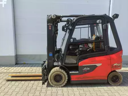 El truck - 4 hjulet 2023  Linde E25-01/1252 (1)