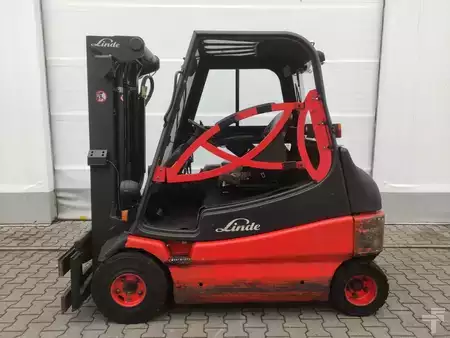 El truck - 4 hjulet 2009  Linde E25/03-336 (1)