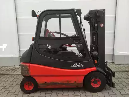 El truck - 4 hjulet 2009  Linde E25/03-336 (2)