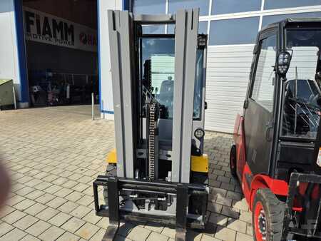 Diesel truck 2018  Jungheinrich DFG 425 (2)