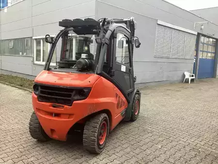 Carretilla elevadora diésel 2012  Linde H40D-01 (10)