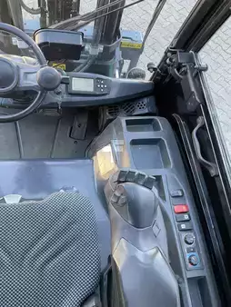 Elektro 4 Rad 2019  Mitsubishi FB30CN (4)