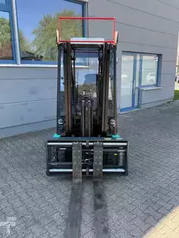 Elektro 4 Rad 2019 Mitsubishi FB30CN (6)