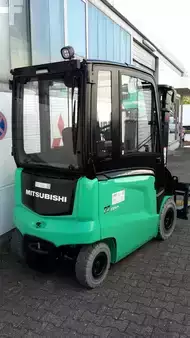 Elektro 4 Rad 2018 Mitsubishi FB25CN (1)
