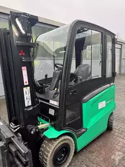 Elektro 4 Rad 2018 Mitsubishi FB25CN (3)