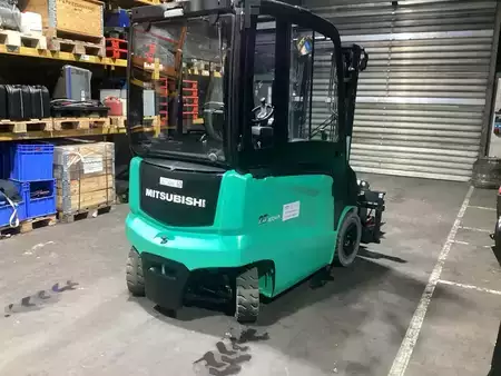 Elektro 4 Rad 2018 Mitsubishi FB25CN (7)