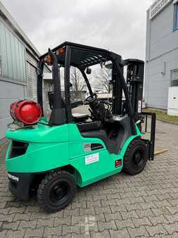 Treibgasstapler 2020  Mitsubishi FG25N (1)