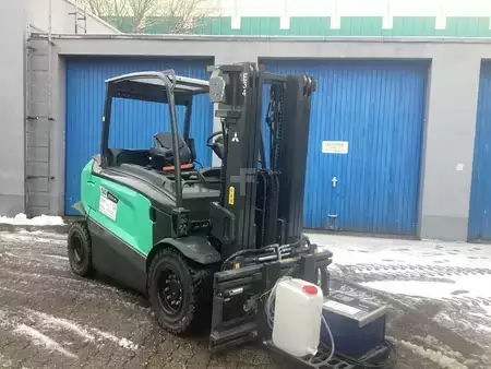 Carrelli elettrici 4 ruote 2023  Mitsubishi FB50CN containerfähig (9)