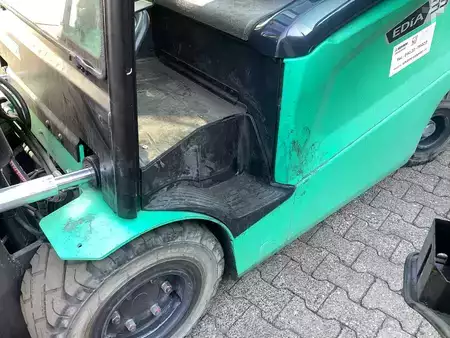 Electric - 4 wheels 2023  Mitsubishi FB35AN (7)