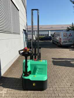 Stacker pedestre 2025  Mitsubishi SBP12QLMI (5)