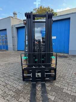 El truck - 4 hjulet 2025  [div] ECB25Q (2)