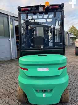 El truck - 4 hjulet 2025  [div] ECB25Q (5)