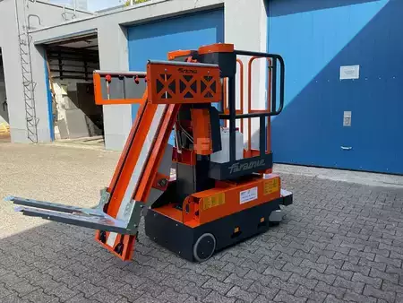 Vertikal-Kommissionierer 2026  [div] E8 TIRES (4)