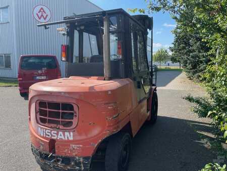 Carrello elevatore diesel 2002  Nissan F04D50Q / Mitsubishi FD50K (2)