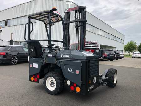 Używane wózki widłowe podwieszane 2022  Moffett M4 25.3 NX (4)