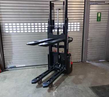 Pinontavaunu 2023  HC (Hangcha) CDD10-AMC2L (3)