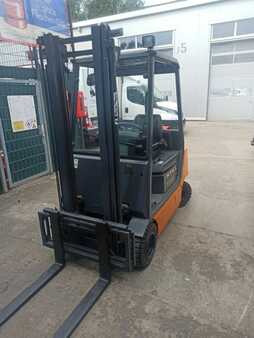 Propane Forklifts 2002  Still R 70 - 20 T Compact (1) 